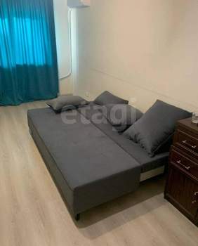 2-к квартира, вторичка, 57м2, 1/10 этаж
