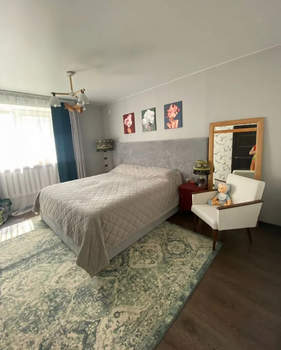3-к квартира, вторичка, 90м2, 1/1 этаж
