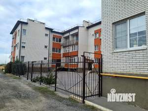 2-к квартира, вторичка, 60м2, 1/3 этаж