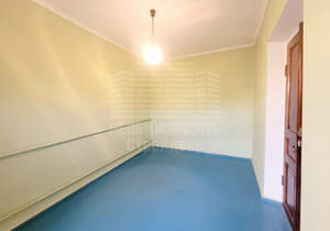 3-к квартира, вторичка, 65м2, 1/1 этаж