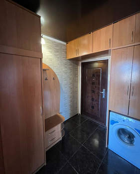 2-к квартира, вторичка, 35м2, 5/5 этаж