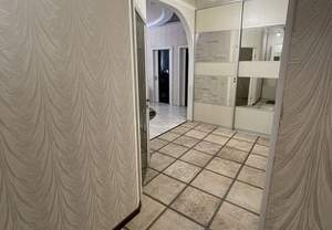 2-к квартира, вторичка, 78м2, 1/3 этаж