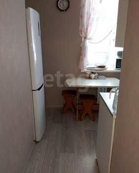 2-к квартира, вторичка, 43м2, 1/2 этаж