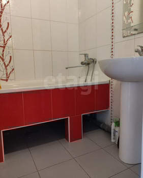 3-к квартира, вторичка, 58м2, 5/5 этаж