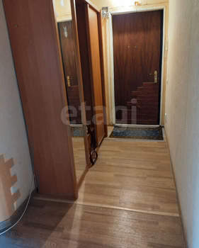 3-к квартира, вторичка, 58м2, 5/5 этаж