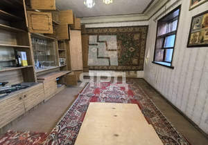 3-к квартира, вторичка, 48м2, 1/1 этаж