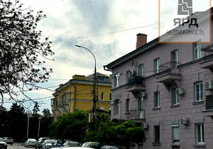 2-к квартира, вторичка, 59м2, 1/3 этаж