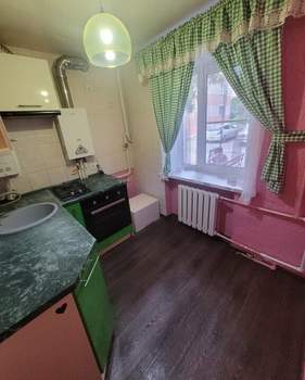 3-к квартира, вторичка, 54м2, 1/5 этаж