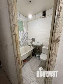2-к квартира, вторичка, 42м2, 5/5 этаж