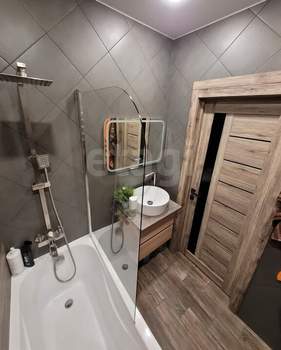 2-к квартира, вторичка, 61м2, 4/5 этаж