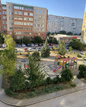 3-к квартира, вторичка, 72м2, 4/10 этаж