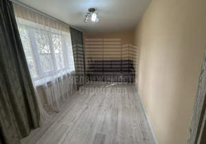 2-к квартира, вторичка, 43м2, 1/5 этаж