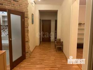 4-к квартира, вторичка, 128м2, 1/3 этаж