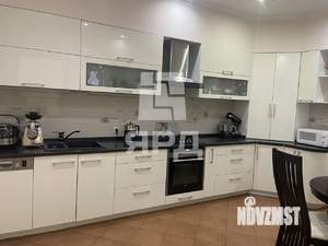 3-к квартира, вторичка, 114м2, 5/6 этаж