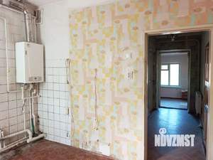 3-к квартира, вторичка, 65м2, 1/1 этаж