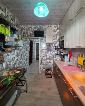 2-к квартира, вторичка, 45м2, 1/1 этаж