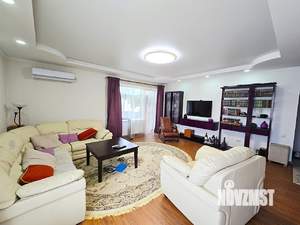 3-к квартира, вторичка, 97м2, 3/3 этаж