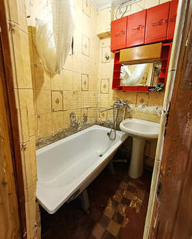3-к квартира, вторичка, 56м2, 4/5 этаж