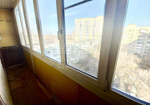 3-к квартира, вторичка, 56м2, 8/9 этаж