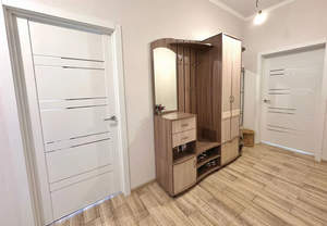 2-к квартира, вторичка, 70м2, 1/3 этаж
