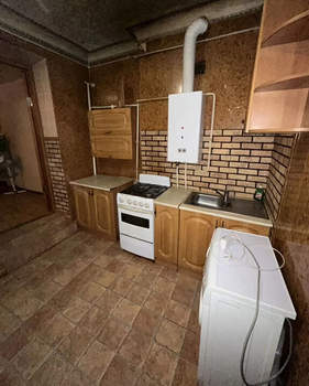 4-к квартира, вторичка, 85м2, 2/2 этаж