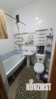 2-к квартира, вторичка, 44м2, 1/4 этаж