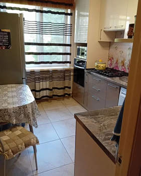 3-к квартира, вторичка, 60м2, 3/5 этаж