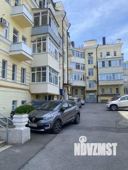 6-к квартира, вторичка, 152м2, 4/4 этаж