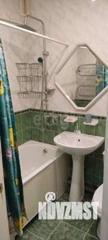 2-к квартира, вторичка, 42м2, 4/4 этаж