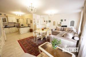 3-к квартира, вторичка, 138м2, 2/2 этаж